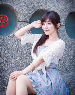 欧美成年黄带大片中文字幕