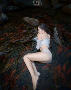 亚洲欧美偷拍视频